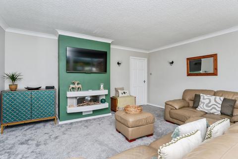 undefined, Lon Y Gaer, Deganwy, Conwy, LL31