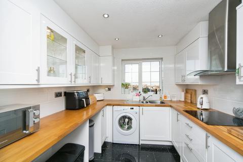 2 bedroom bungalow for sale, Maenan Road, Llandudno, Conwy, LL30