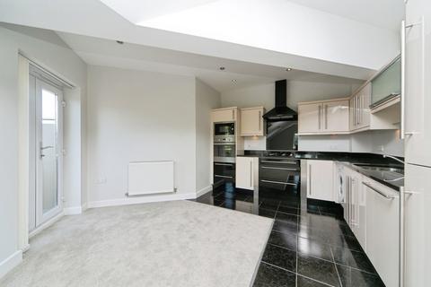 2 bedroom property for sale, Albert Drive, Deganwy, Conwy, LL31