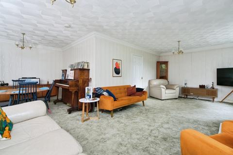 undefined, Iolyn Park, Conwy, LL32