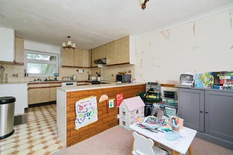 undefined, Iolyn Park, Conwy, LL32