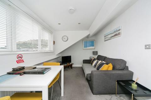 1 bedroom flat for sale, Deganwy Avenue, Llandudno, Conwy, LL30