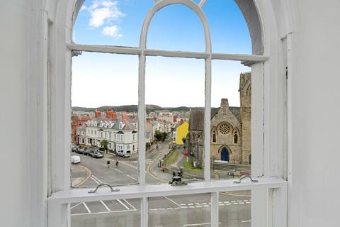 2 bedroom flat for sale, Abbey Road, Llandudno, Conwy, LL30