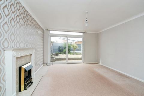 2 bedroom bungalow for sale, Drake Close, Penrhyn Bay, Llandudno, Conwy, LL30