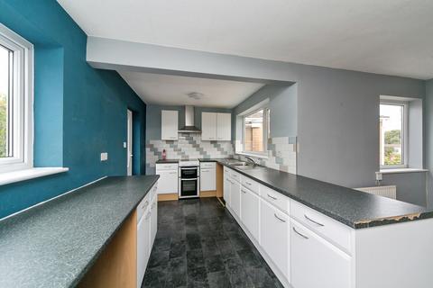 2 bedroom bungalow for sale, Drake Close, Penrhyn Bay, Llandudno, Conwy, LL30