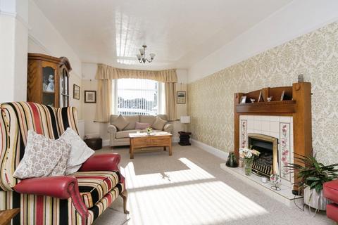 3 bedroom detached house for sale, St. Georges Drive, Deganwy, Conwy, LL31