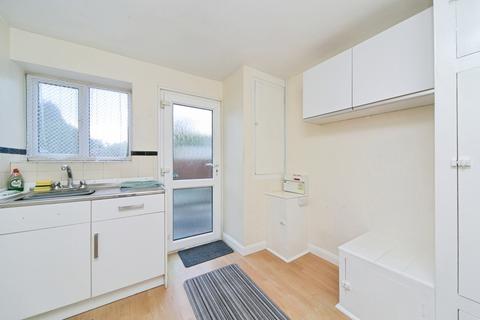 undefined, Y Glyn, Llandudno Junction, Conwy, LL31