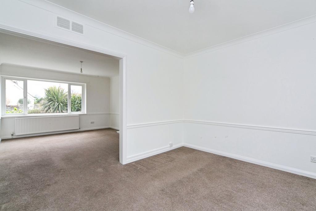Lounge Dining Room