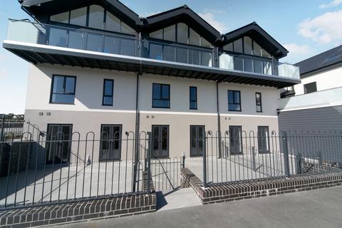 undefined, Traeth Bychan, Benllech, Anglesey, Sir Ynys Mon, LL73