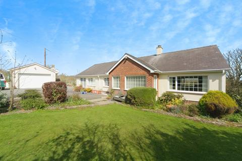 5 bedroom bungalow for sale, Bull Bay, Amlwch, Isle of Anglesey, LL68