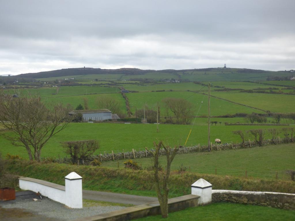 Views to Bodafon Mou