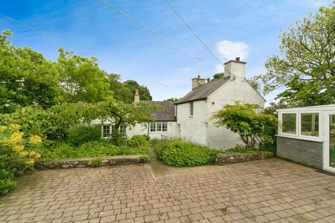 undefined, Brynrefail, Sir Ynys Mon, Anglesey, LL70