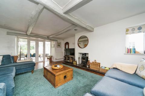 undefined, Brynrefail, Sir Ynys Mon, Anglesey, LL70