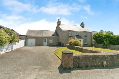 undefined, Newborough, Isle Of Anglesey, LL61