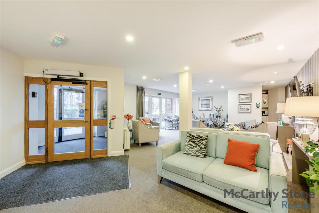 8676261-interior19.jpg