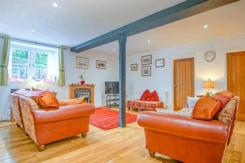 2 bedroom flat for sale, Menai Quay, Menai Bridge, Anglesey, Sir Ynys Mon, LL59