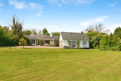 3 bedroom detached house for sale, Mynydd Bodafon, Anglesey, Sir Ynys Mon, LL71