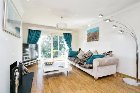 undefined, Stad Bryn Goleu, Benllech, Isle of Anglesey, Sir Ynys Mon, LL74
