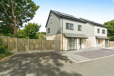 3 bedroom detached house for sale, Lletroed Fawr, Penysarn, Anglesey, Sir Ynys Mon, LL69