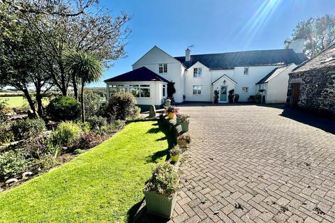 undefined, Llandyfrydog, Llannerch-y-Medd, Isle of Anglesey, LL71