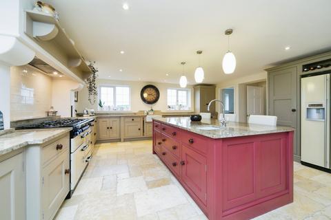 undefined, Llandyfrydog, Llannerch-y-Medd, Isle of Anglesey, LL71