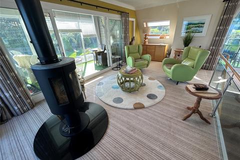 6 bedroom detached house for sale, Beach Road, Benllech, Anglesey, Sir Ynys Mon, LL74