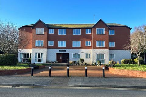 2 bedroom flat for sale, Llys Menai, Dale Street, Menai Bridge, Anglesey, LL59