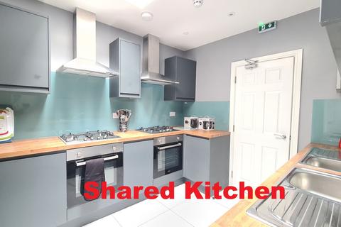 House share to rent, Avonwick Road, Hounslow, TW3