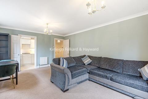 undefined, Woodside Avenue, London, N12