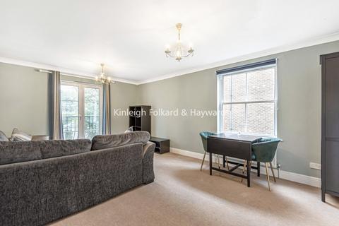 undefined, Woodside Avenue, London, N12