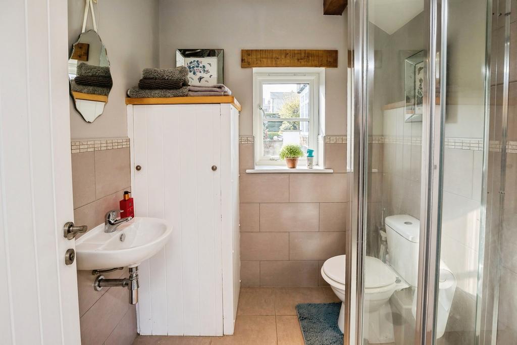 Cottage Bathroom