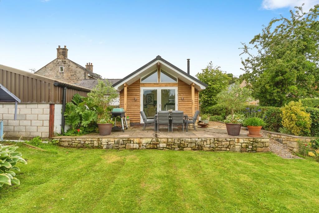 Cottage Patio
