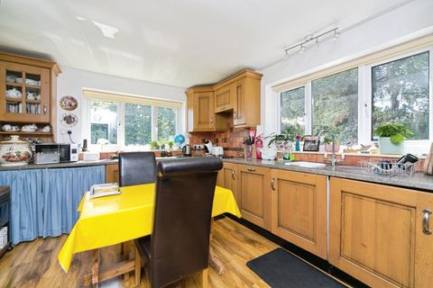undefined, Gwyddelwern, Corwen, Denbighshire, LL21