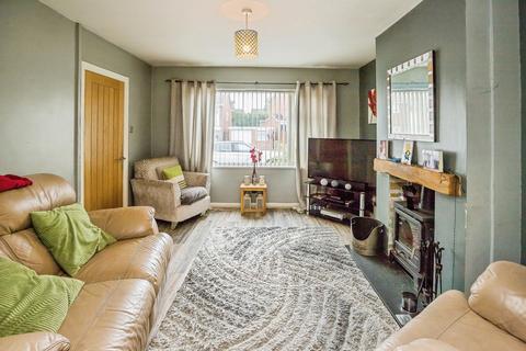 3 bedroom semi-detached house for sale, Briar Drive, Buckley, Flintshire, CH7