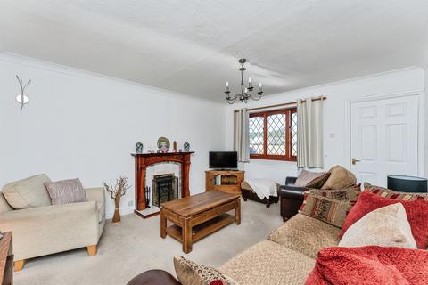 3 bedroom detached house for sale, Hillside Crescent, Mold, Flintshire, CH7