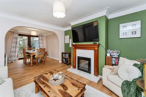 undefined, Llys Menden, Mold, Flintshire, CH7