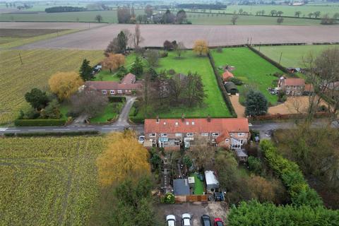 2 bedroom terraced house for sale, Brickhouse Cottages, Riccall, Selby