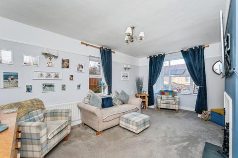4 bedroom detached house for sale, Corwen Road, MOLD, Clwyd, CH7