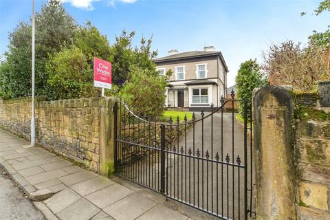 undefined, Palm Grove, Prenton, CH43