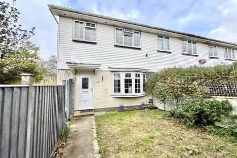 3 bedroom end of terrace house for sale, William Close, Christchurch BH23