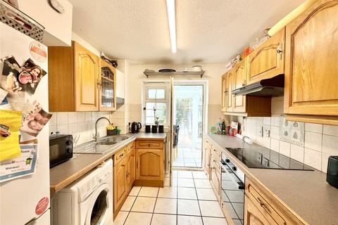 3 bedroom end of terrace house for sale, William Close, Christchurch BH23