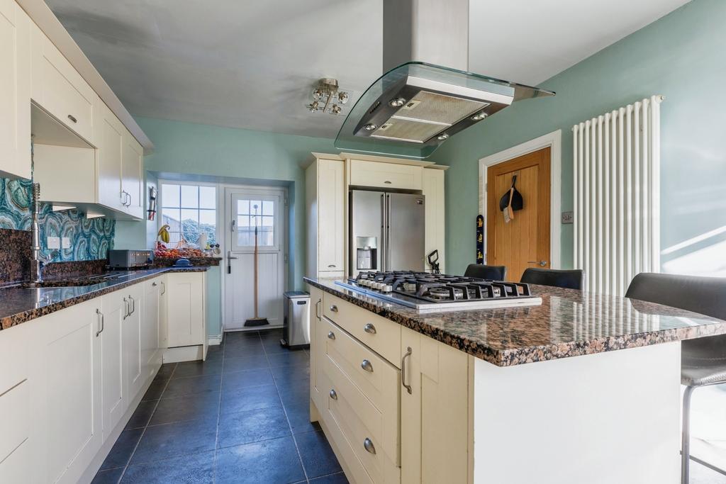 Breakfast Kitchen