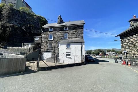 Corn Hill, Porthmadog, Gwynedd, LL49