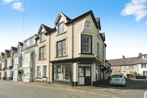 End of terrace house for sale, Castle Terrace, Criccieth, Gwynedd, LL52