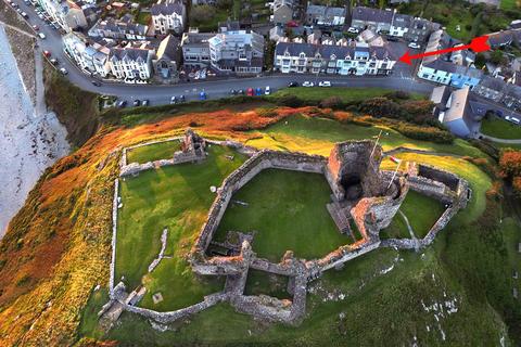 End of terrace house for sale, Castle Terrace, Criccieth, Gwynedd, LL52