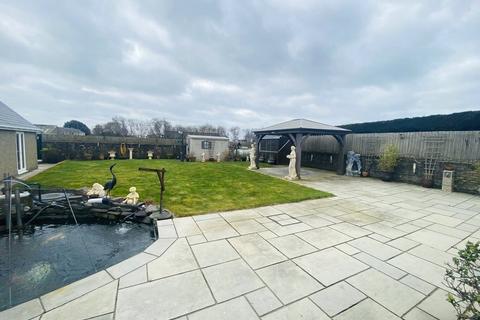 undefined, Morfa Bychan, Porthmadog, Gwynedd, LL49