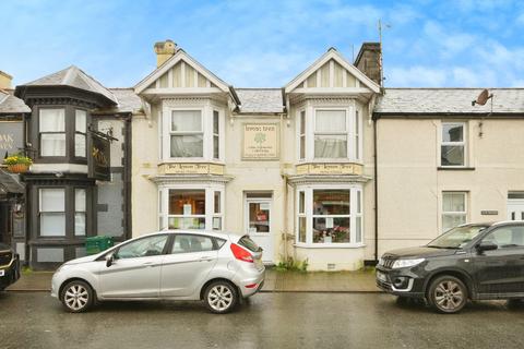 undefined, High Street, Penrhyndeudraeth, Gwynedd, LL48
