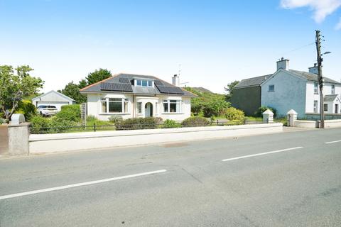 undefined, Morfa Bychan, Porthmadog, Gwynedd, LL49