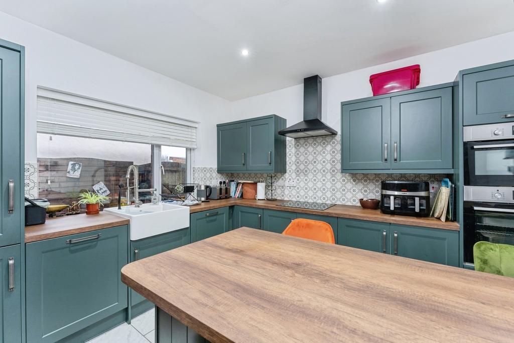 Breakfast Kitchen