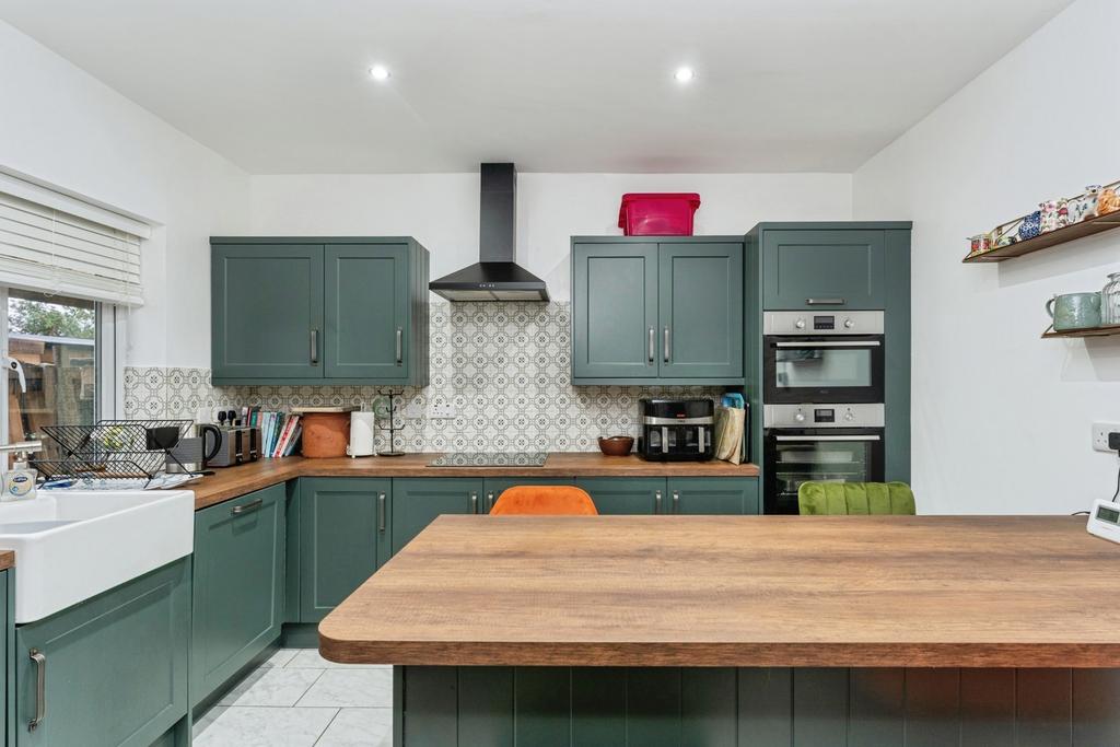 Breakfast Kitchen